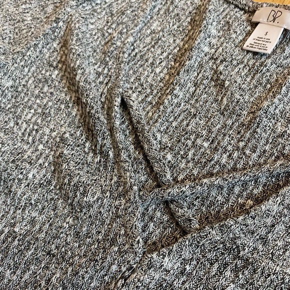 BP crop top, grey, size S - Picture 10 of 10